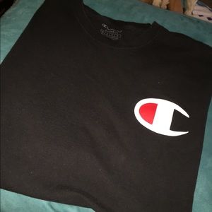 ❌SOLD❌Black Champion T-shirt